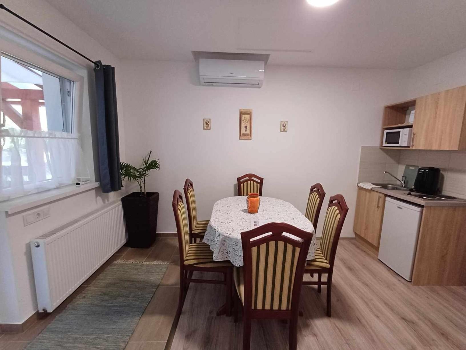 Mini Zoo Apartman Nagykanizsa Ngoại thất bức ảnh