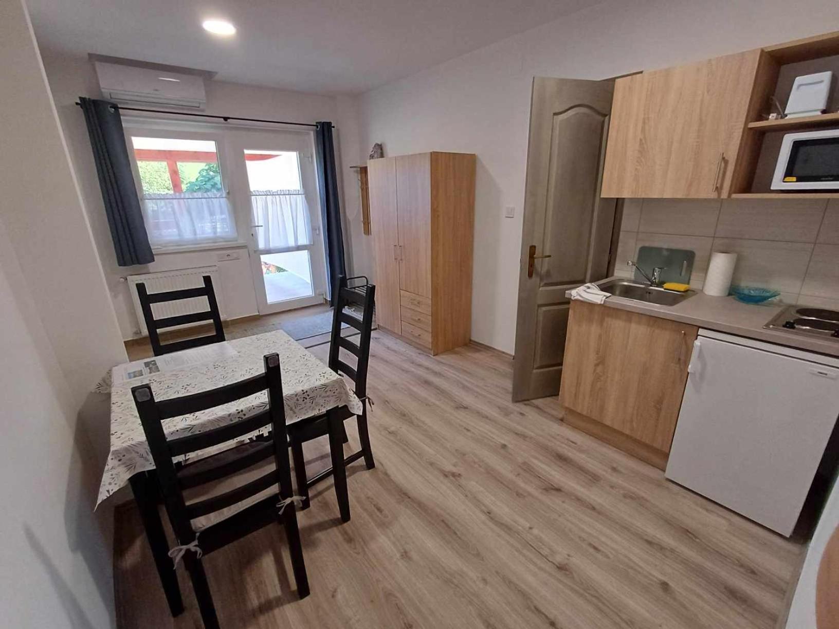 Mini Zoo Apartman Nagykanizsa Ngoại thất bức ảnh